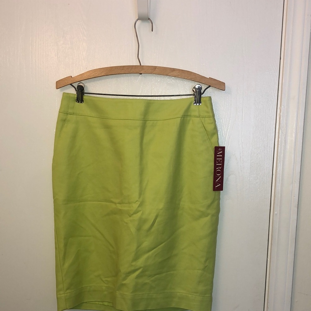 Lime green pencil skirt business casual NWT
